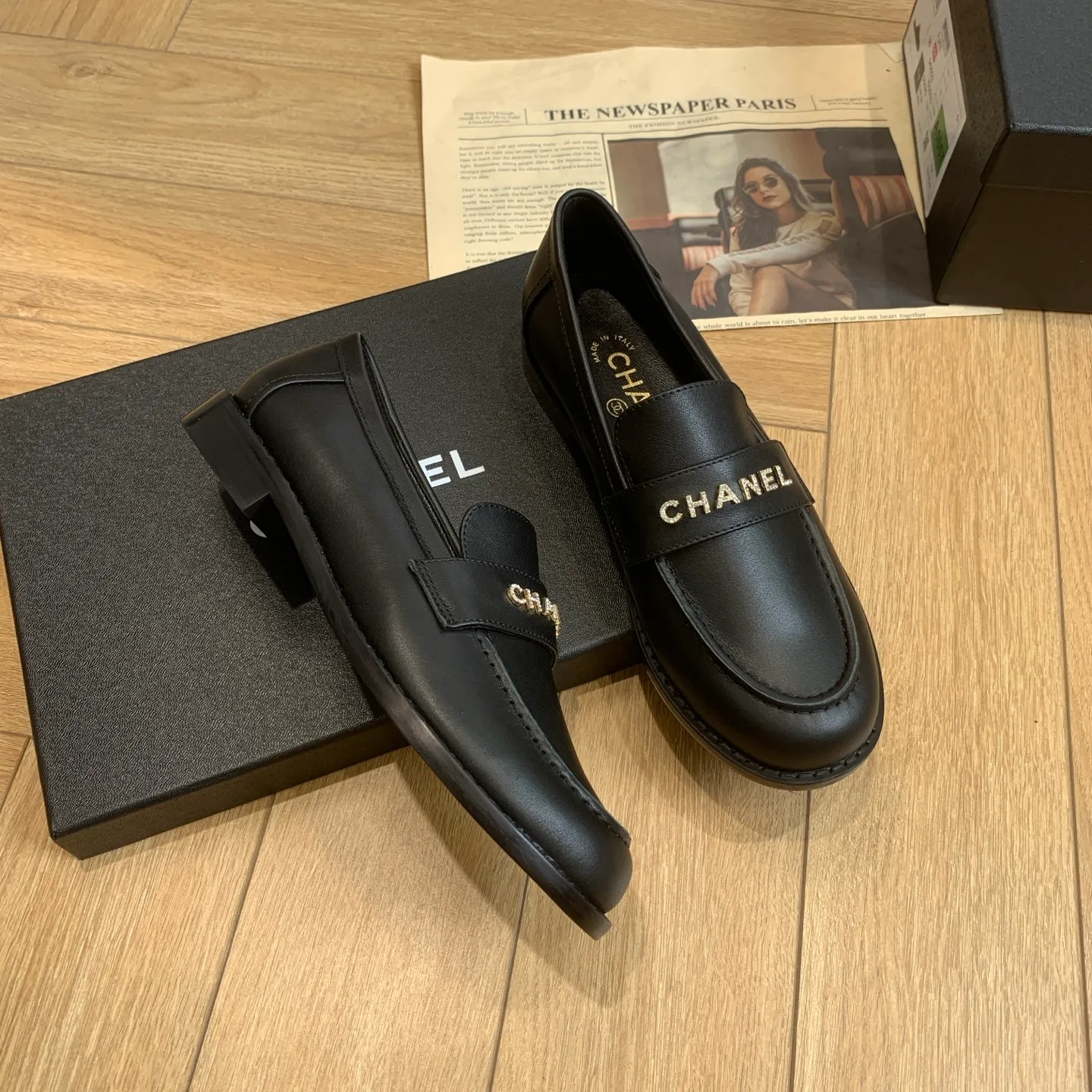 👟👟Ex-factory price 640👟👟 🍀2025 spring and summer new Chanel Chanel small diamond buckle monogram Loaf lazy half-slippers, which can be worn all year round. No matter when you wear them, they are very high-end and durable. When shopping, you can attract attention on the street! Easily travel between commuting and leisure occasions, becoming a carefree fashionable and elegant woman~ Upper: cowhide/butter Lining: lambskin Sole: Italian genuine leather outsole Size: 35-39 (40/41 customized, non-refundable and non-exchangeable 👉